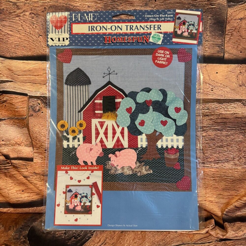 Plaid Homespun Pigs Barn Silo Heart Tree Down on the Farm Iron-On Transfer #48